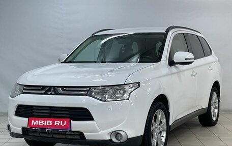 Mitsubishi Outlander III рестайлинг 3, 2013 год, 1 260 000 рублей, 1 фотография