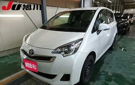 Toyota Ractis II, 2015 год, 907 600 рублей, 1 фотография