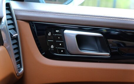 Porsche Cayenne III, 2020 год, 7 950 000 рублей, 21 фотография