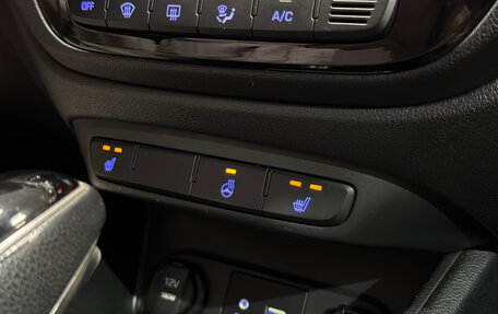 Hyundai Solaris II рестайлинг, 2017 год, 1 300 000 рублей, 10 фотография