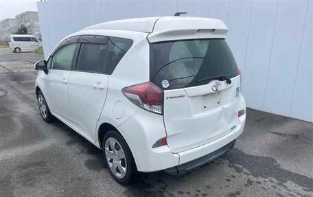 Toyota Ractis II, 2015 год, 806 200 рублей, 2 фотография