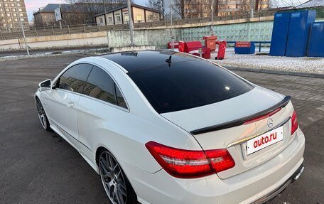 Mercedes-Benz E-Класс, 2011 год, 1 650 000 рублей, 2 фотография