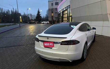 Tesla Model S I, 2013 год, 2 100 000 рублей, 5 фотография