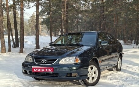 Toyota Avensis III рестайлинг, 2002 год, 580 000 рублей, 1 фотография