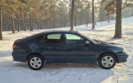 Toyota Avensis III рестайлинг, 2002 год, 580 000 рублей, 7 фотография