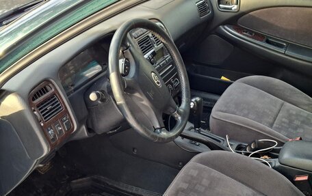 Toyota Avensis III рестайлинг, 2002 год, 580 000 рублей, 15 фотография