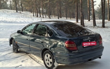 Toyota Avensis III рестайлинг, 2002 год, 580 000 рублей, 6 фотография