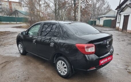 Renault Logan II, 2015 год, 575 000 рублей, 3 фотография