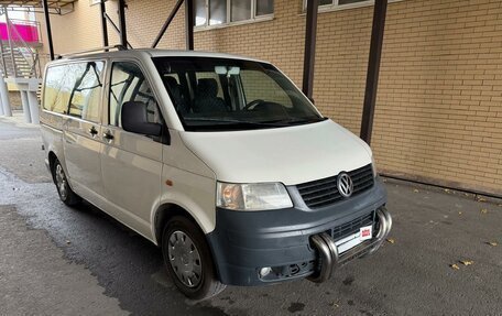 Volkswagen Transporter T5 рестайлинг, 2004 год, 1 500 000 рублей, 2 фотография