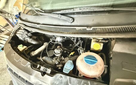 Volkswagen Transporter T5 рестайлинг, 2004 год, 1 500 000 рублей, 6 фотография