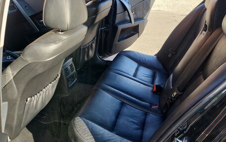 BMW 5 серия, 2004 год, 780 000 рублей, 15 фотография