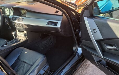 BMW 5 серия, 2004 год, 780 000 рублей, 12 фотография