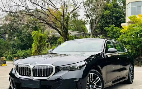 BMW 5 серия, 2025 год, 6 900 155 рублей, 3 фотография