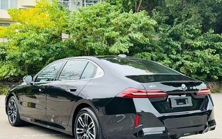 BMW 5 серия, 2025 год, 6 900 155 рублей, 10 фотография