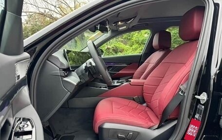 BMW 5 серия, 2025 год, 6 900 155 рублей, 15 фотография