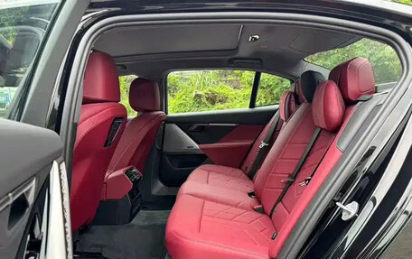 BMW 5 серия, 2025 год, 6 900 155 рублей, 25 фотография