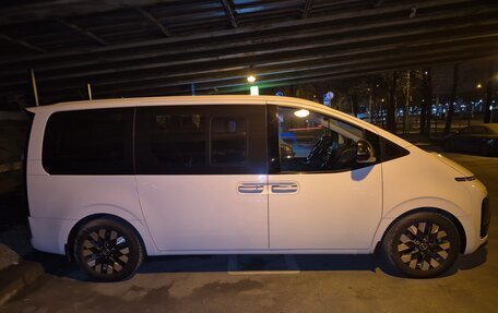 Hyundai Staria, 2021 год, 5 500 000 рублей, 22 фотография