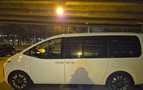 Hyundai Staria, 2021 год, 5 500 000 рублей, 23 фотография