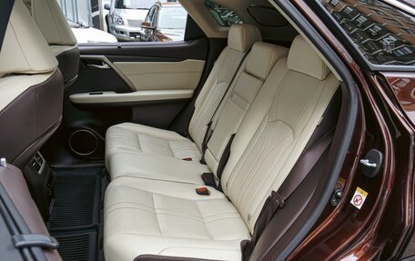 Lexus RX IV рестайлинг, 2017 год, 3 790 000 рублей, 9 фотография