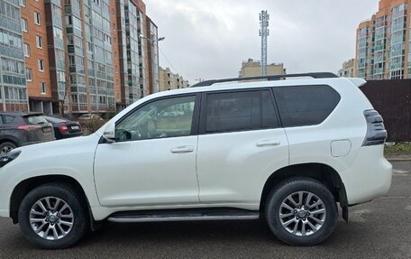 Toyota Land Cruiser Prado 150 рестайлинг 2, 2017 год, 4 750 000 рублей, 15 фотография