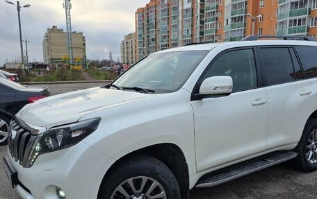 Toyota Land Cruiser Prado 150 рестайлинг 2, 2017 год, 4 750 000 рублей, 33 фотография