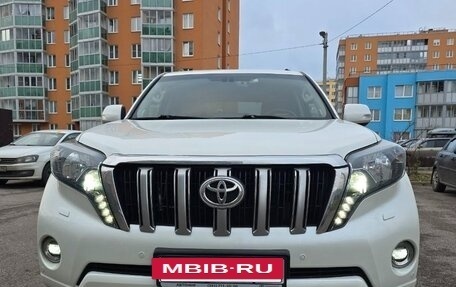 Toyota Land Cruiser Prado 150 рестайлинг 2, 2017 год, 4 750 000 рублей, 29 фотография