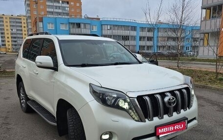 Toyota Land Cruiser Prado 150 рестайлинг 2, 2017 год, 4 750 000 рублей, 27 фотография