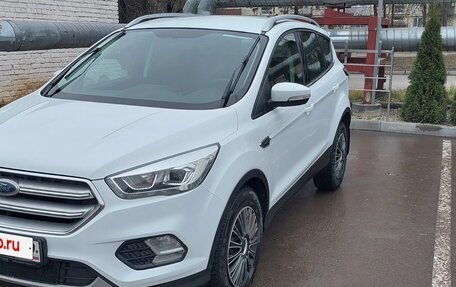 Ford Kuga III, 2018 год, 1 800 000 рублей, 15 фотография