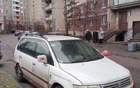 Mitsubishi Chariot III, 2000 год, 123 000 рублей, 2 фотография