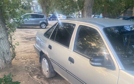 Daewoo Nexia I рестайлинг, 2004 год, 105 000 рублей, 3 фотография