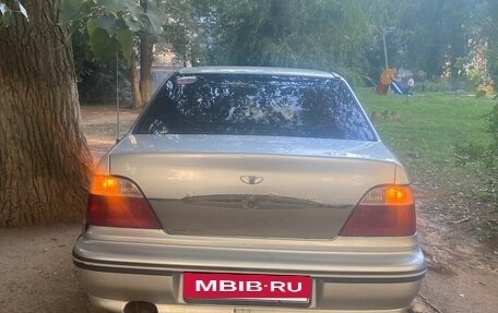 Daewoo Nexia I рестайлинг, 2004 год, 105 000 рублей, 4 фотография