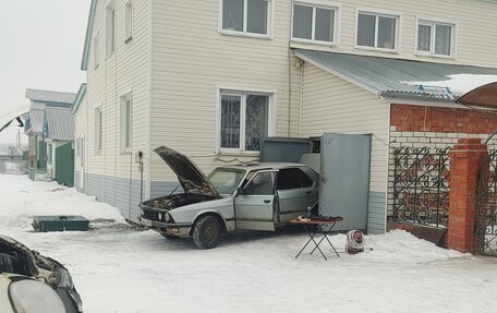 BMW 5 серия, 1982 год, 135 000 рублей, 13 фотография