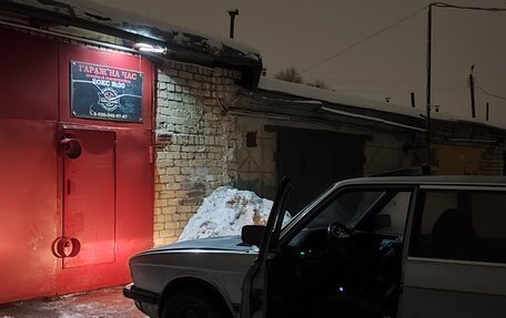 BMW 5 серия, 1982 год, 135 000 рублей, 9 фотография