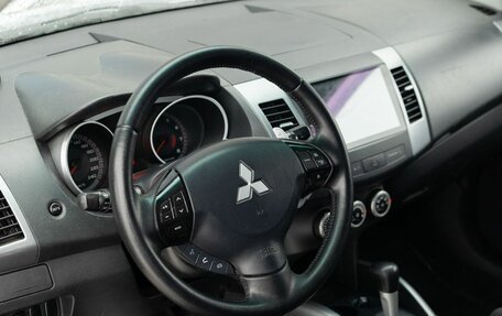 Mitsubishi Outlander III рестайлинг 3, 2007 год, 1 105 000 рублей, 11 фотография
