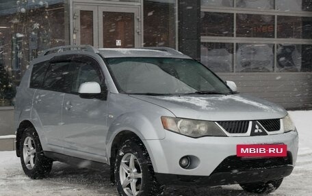Mitsubishi Outlander III рестайлинг 3, 2007 год, 1 105 000 рублей, 3 фотография