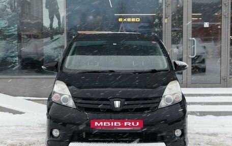 Toyota ISis I, 2013 год, 1 545 000 рублей, 2 фотография