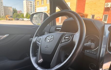 Toyota Alphard III, 2019 год, 6 400 000 рублей, 12 фотография