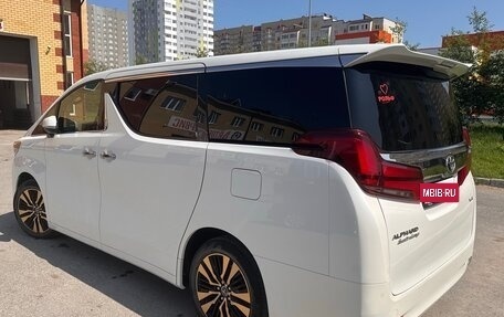 Toyota Alphard III, 2019 год, 6 400 000 рублей, 7 фотография