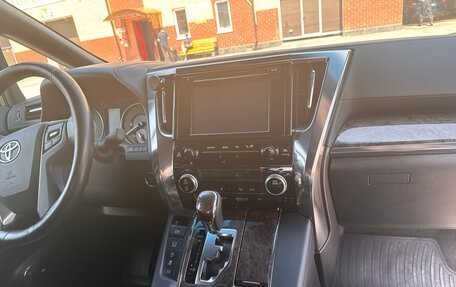 Toyota Alphard III, 2019 год, 6 400 000 рублей, 19 фотография