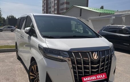 Toyota Alphard III, 2019 год, 6 400 000 рублей, 2 фотография