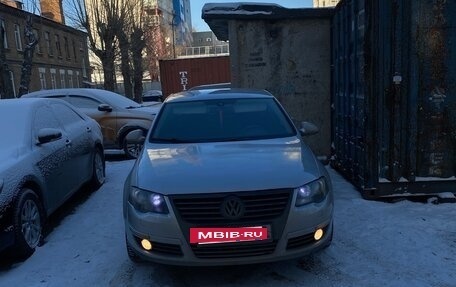 Volkswagen Passat B6, 2007 год, 650 000 рублей, 2 фотография