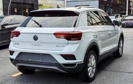 Volkswagen T-Roc I, 2022 год, 1 380 000 рублей, 6 фотография