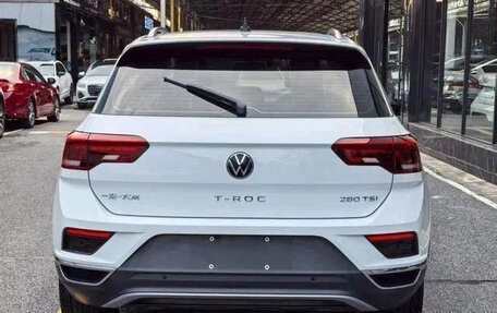 Volkswagen T-Roc I, 2022 год, 1 380 000 рублей, 5 фотография