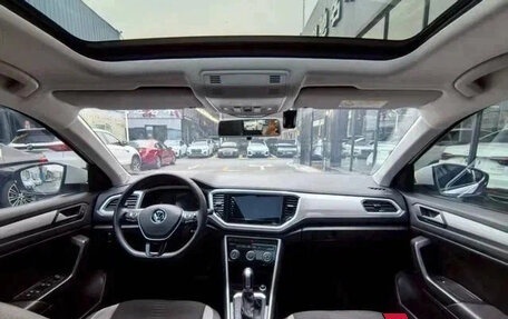 Volkswagen T-Roc I, 2022 год, 1 380 000 рублей, 9 фотография