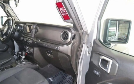 Jeep Wrangler, 2021 год, 5 140 000 рублей, 35 фотография