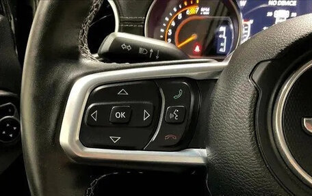 Jeep Wrangler, 2022 год, 5 490 000 рублей, 7 фотография