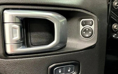 Jeep Wrangler, 2022 год, 5 490 000 рублей, 12 фотография