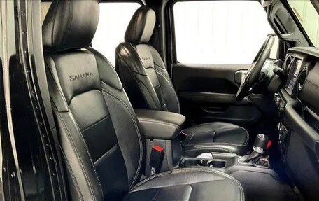 Jeep Wrangler, 2022 год, 5 490 000 рублей, 14 фотография