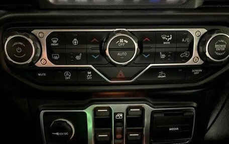 Jeep Wrangler, 2022 год, 5 490 000 рублей, 39 фотография