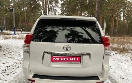 Toyota Land Cruiser Prado 150 рестайлинг 2, 2012 год, 3 100 000 рублей, 5 фотография